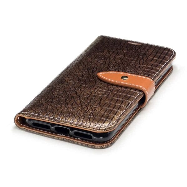Iphone X – Kunstlæder Cover Med Krokodille Textil – Kaffefarve