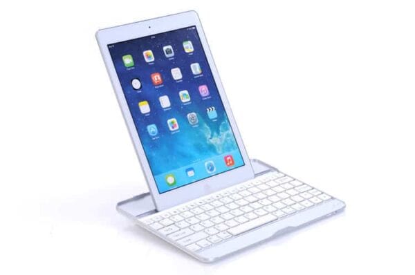 Ipad Air (ipad 5) - Wireless Aluminium Blueetoth Tastatur Cover Med Sleep/wake - Hvid