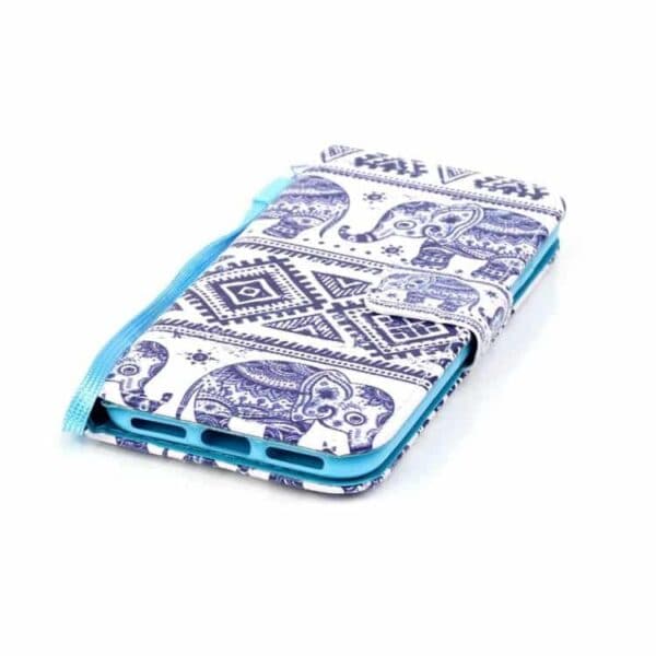 Iphone 7  - Pu Læder Flip Cover - Tribial Elephant