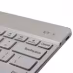 Trendgear F16s Dansk Layout Trådsløst Bluetooth Tastatur M/led Backlight – Sølv Trendgear F16s Dansk Layout Trådsløst Bluetooth Tastatur M/led Backlight - Sølv