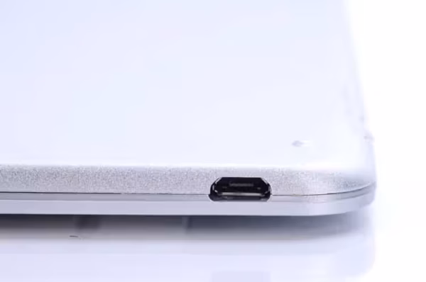 Ipad Air (ipad 5) - Wireless Aluminium Blueetoth Tastatur Cover Med Sleep/wake - Hvid