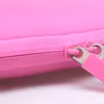 a close up of a zipper