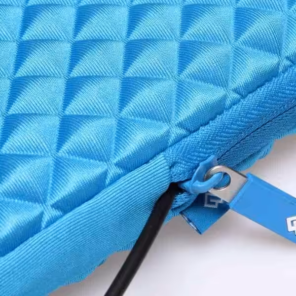 Macbook 15″ (2009-2012) – Diamond Neopren Sleeve – Blå Macbook 15" (2009-2012) - Diamond Neopren Sleeve - Blå