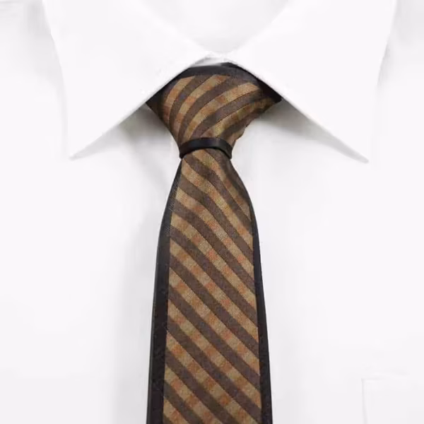 Klassisk Brunt Stribet Slips Klassisk Brunt Stribet Slips