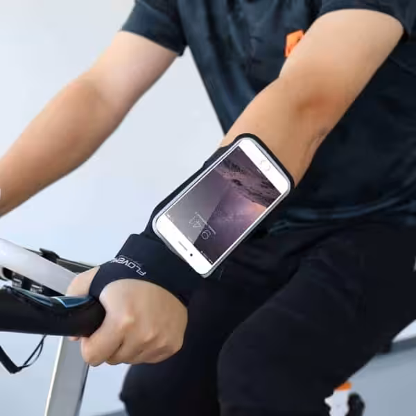 Iphone 7/6/6s – Sportsarmbånd Holder Med Tommelfinger Ring – Sort Iphone 7/6/6s - Sportsarmbånd Holder Med Tommelfinger Ring - Sort